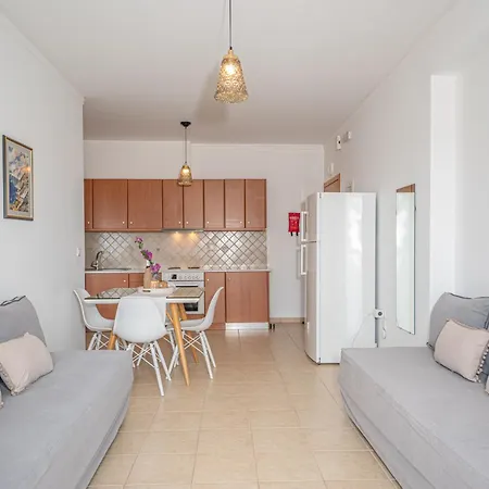 Nefeli Apartment *